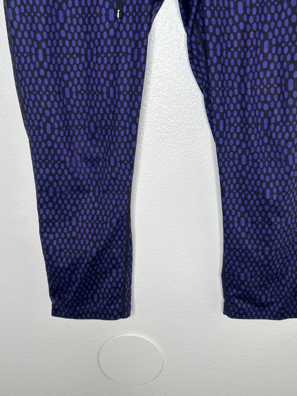 Nike Dri-fit Womens Purple Athletic Dotted Running Capri Pants Size XL - Picture 4 of 9
